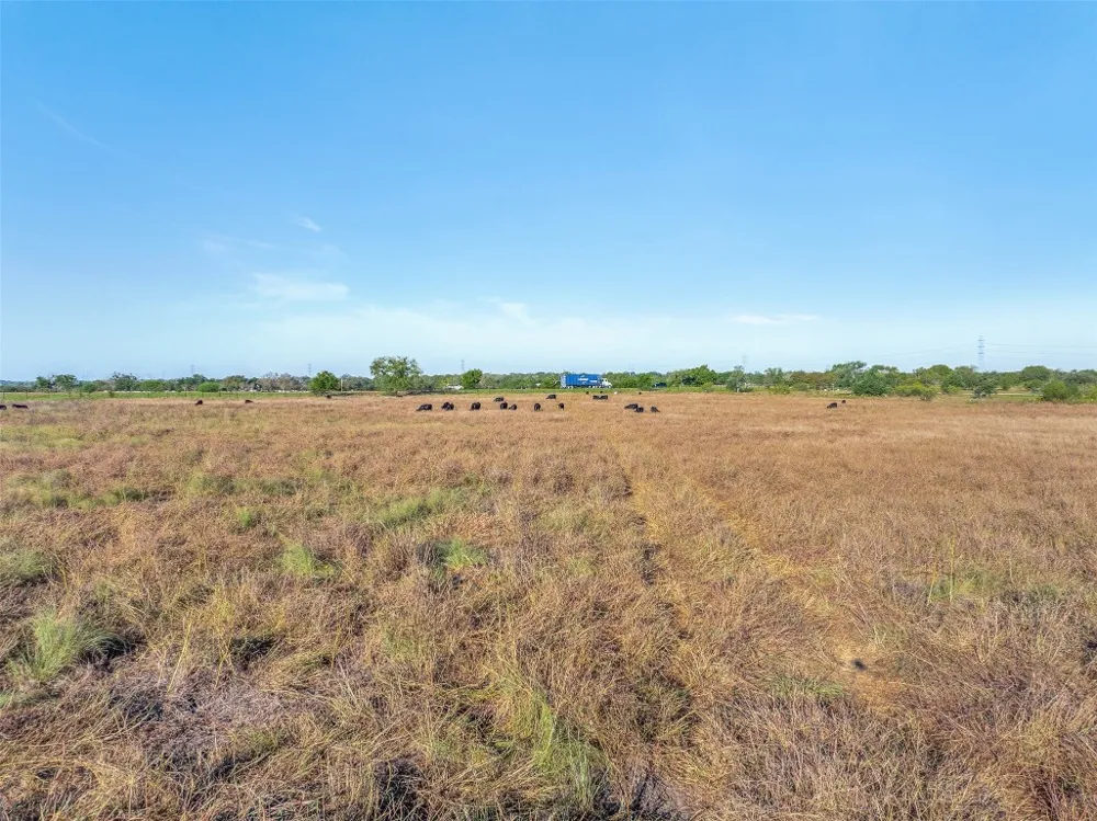 15350 San Marcos Highway Martindale, TX 78655
