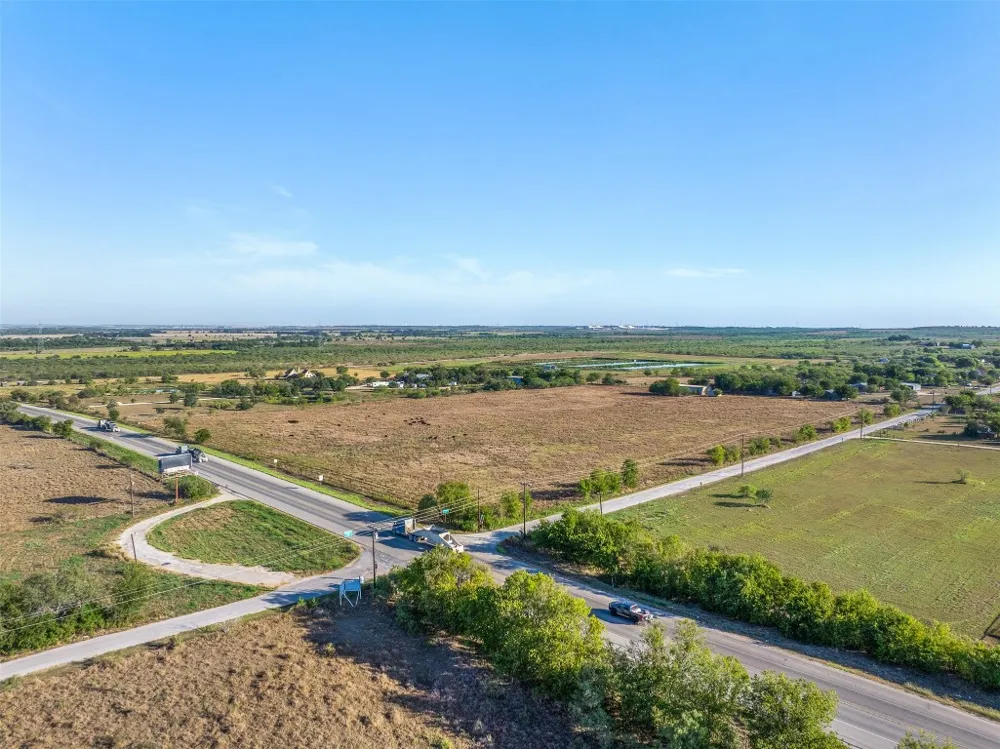 15350 San Marcos Highway Martindale, TX 78655