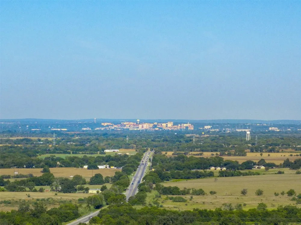 15350 San Marcos Highway Martindale, TX 78655