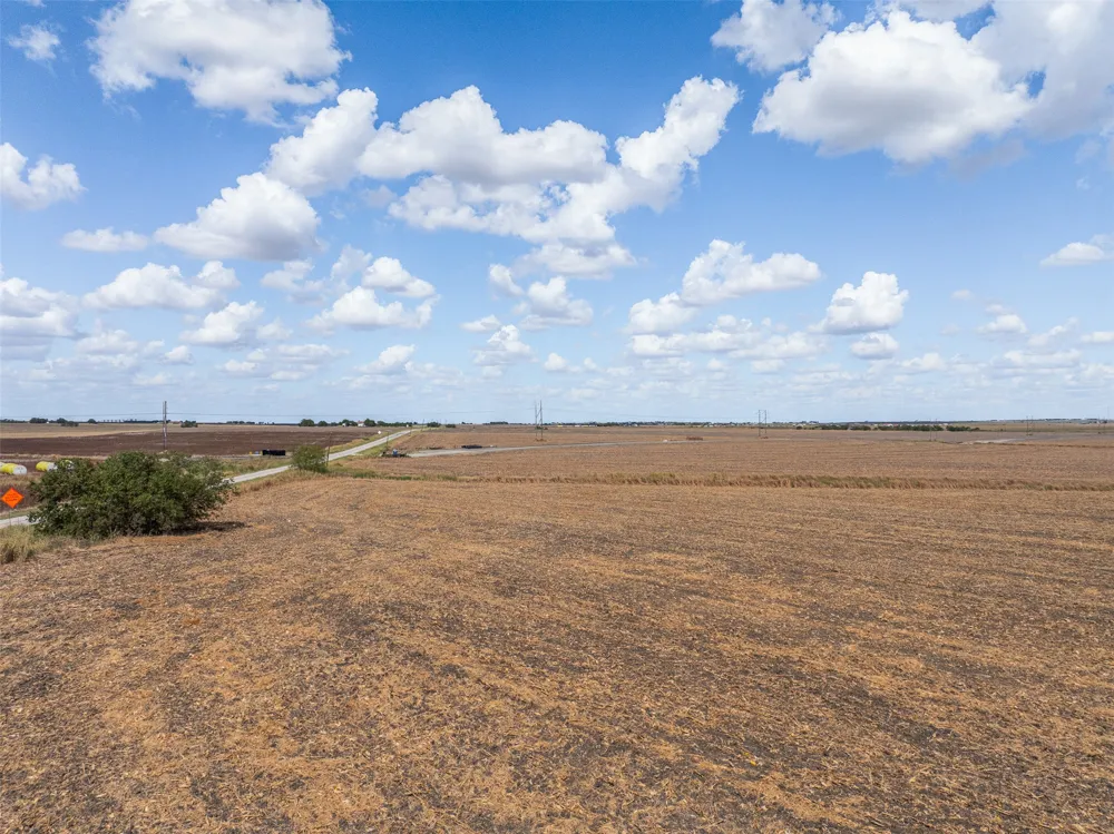 Wells Lane Manor, TX 78653