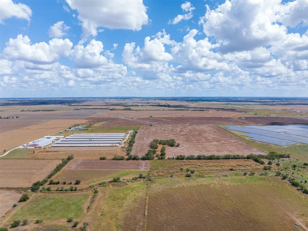Wells Lane Manor, TX 78653