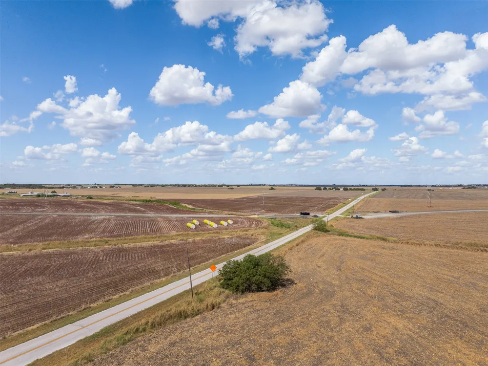 Wells Lane Manor, TX 78653