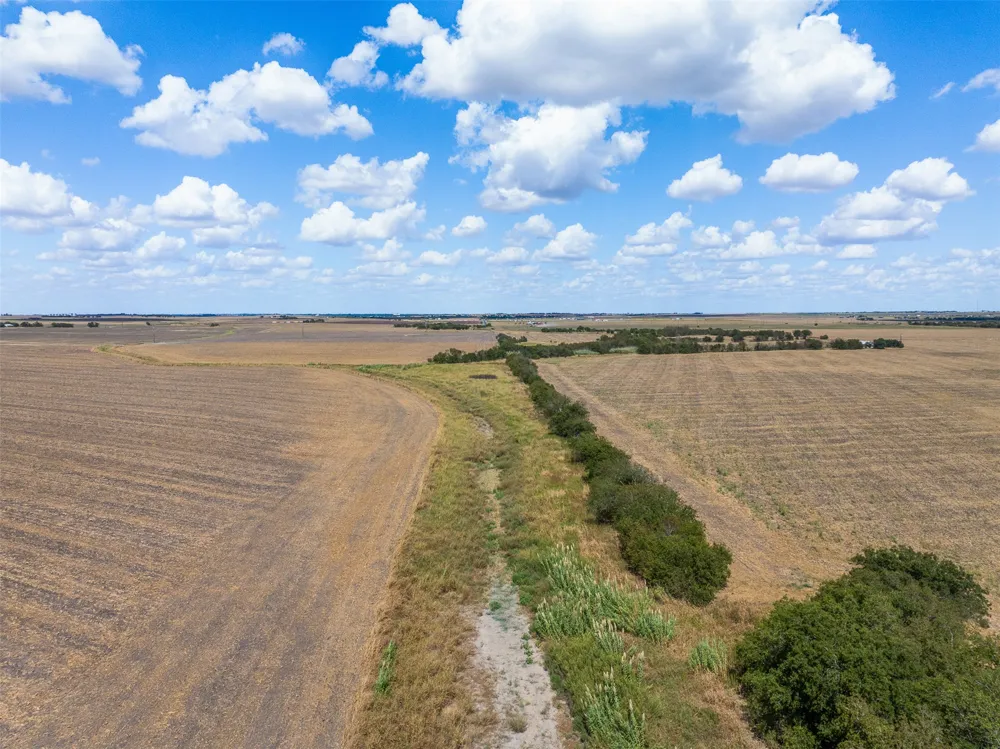 Wells Lane Manor, TX 78653