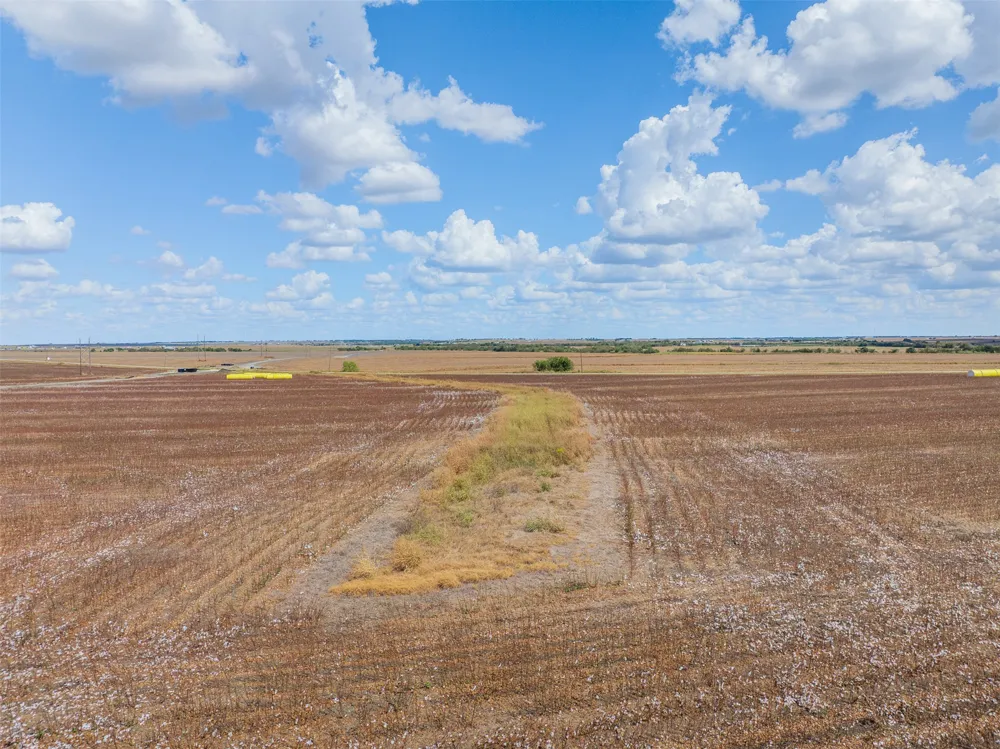 Wells Lane Manor, TX 78653