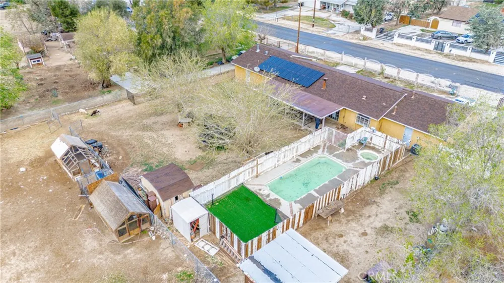 8806 E Avenue T14 Littlerock, CA 93543