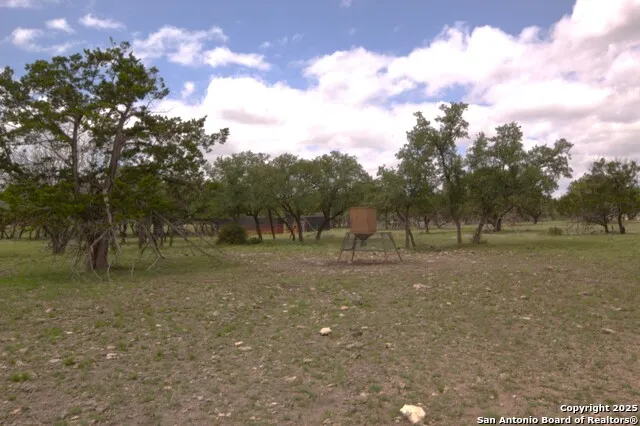 510 Dead End Rd. Mountain Home, TX 78058