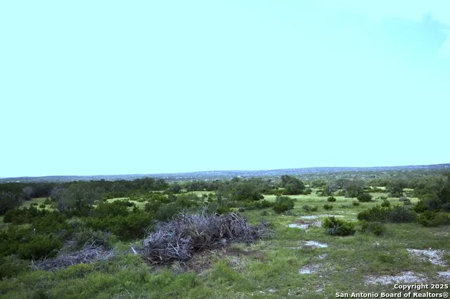510 Dead End Rd. Mountain Home, TX 78058