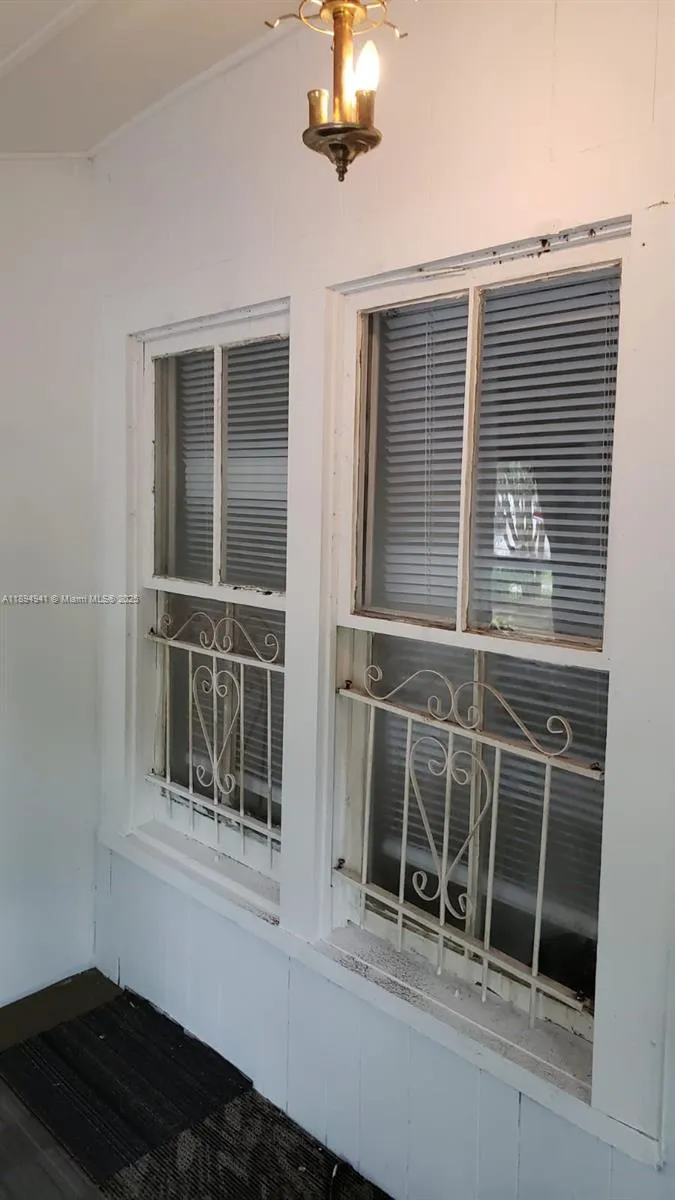 1517 Logan #0 Jacksonville, FL 32209