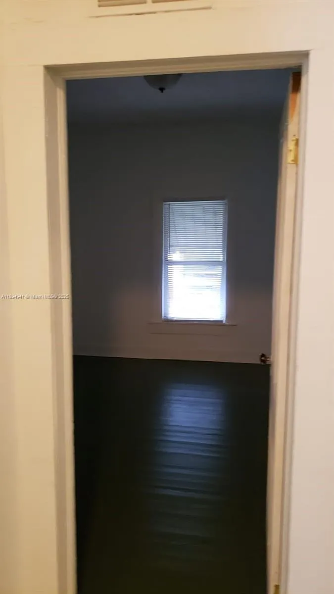 1517 Logan #0 Jacksonville, FL 32209