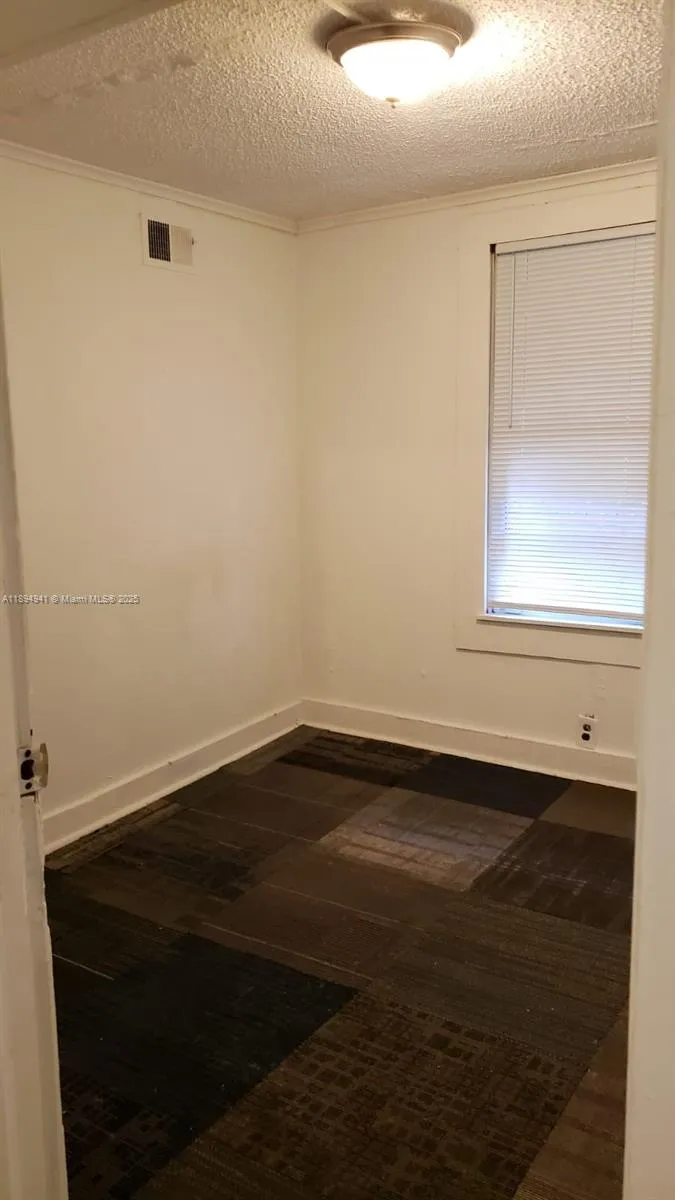 1517 Logan #0 Jacksonville, FL 32209