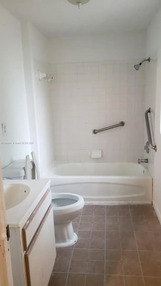 1517 Logan #0 Jacksonville, FL 32209