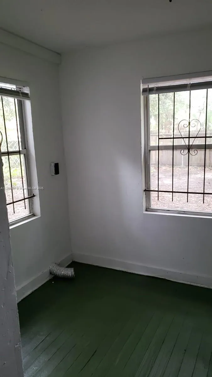 1517 Logan #0 Jacksonville, FL 32209