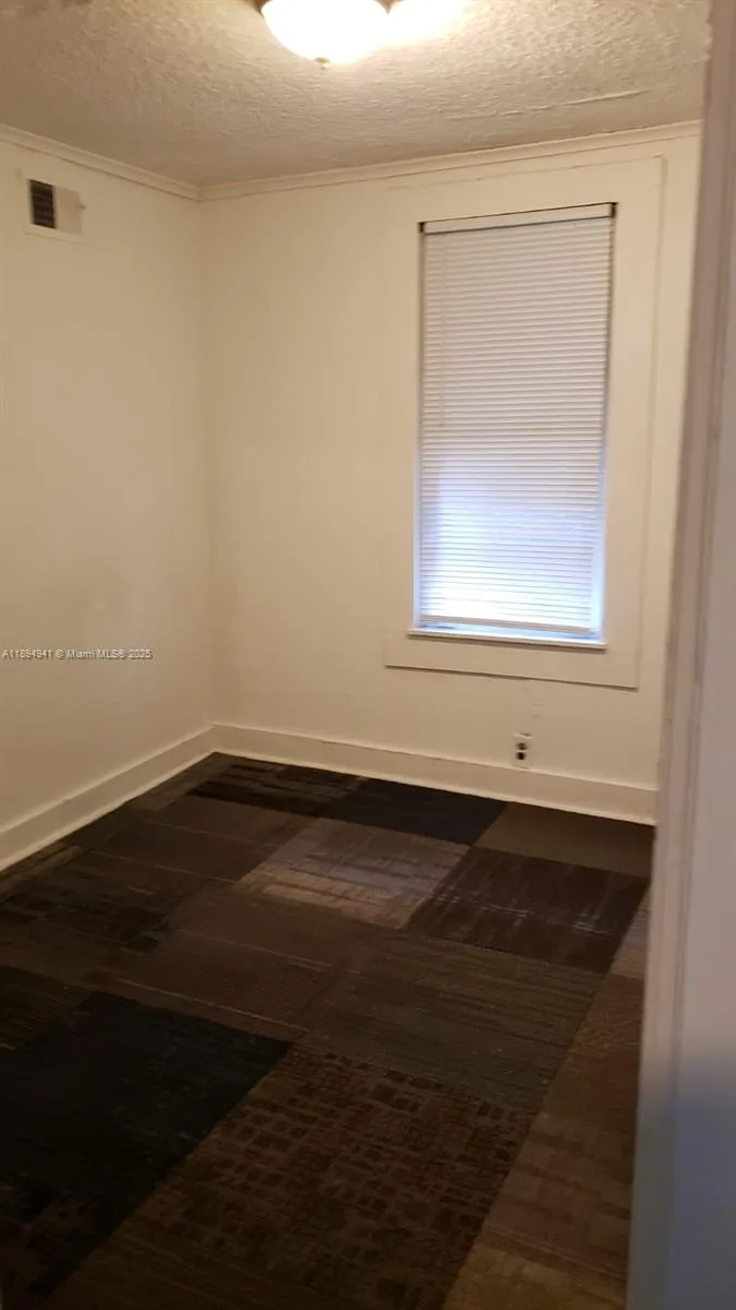 1517 Logan #0 Jacksonville, FL 32209
