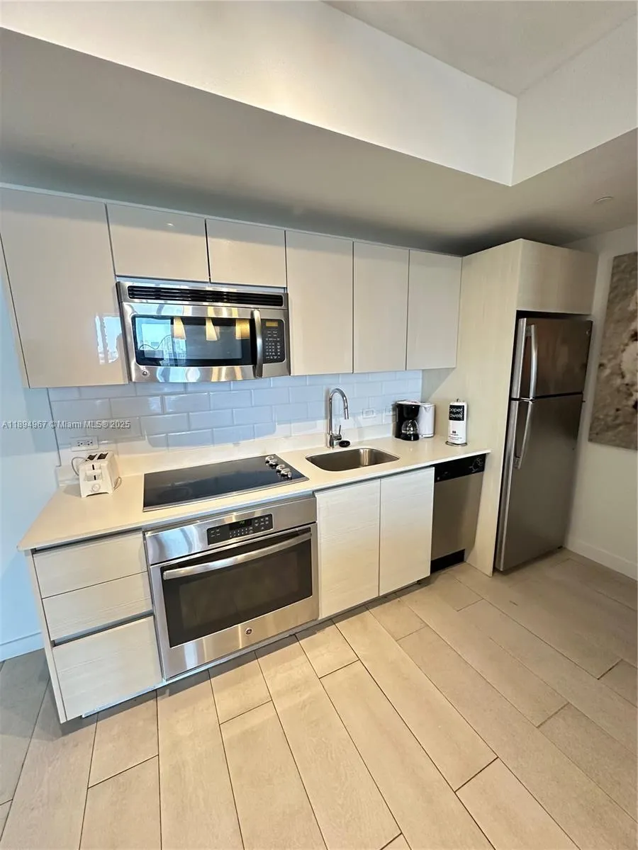 2602 E Hallandale Beach Blvd #R1507 Hallandale Beach, FL 33009