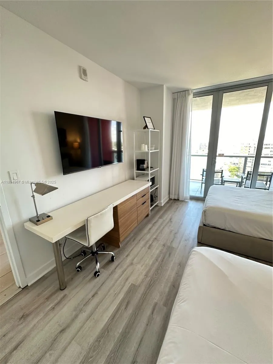 2602 E Hallandale Beach Blvd #R1507 Hallandale Beach, FL 33009