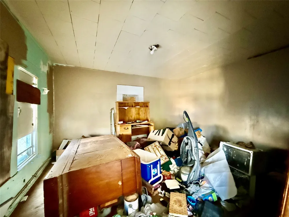 211 Cherry Street Millsap, TX 76066