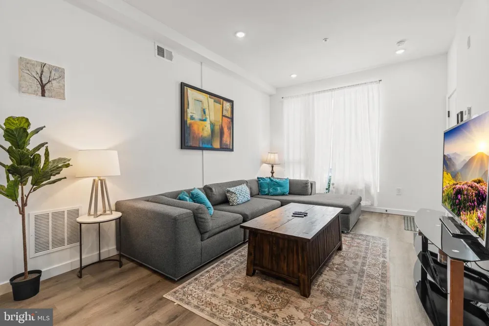 1735 S 23RD STREET Philadelphia, PA 19145