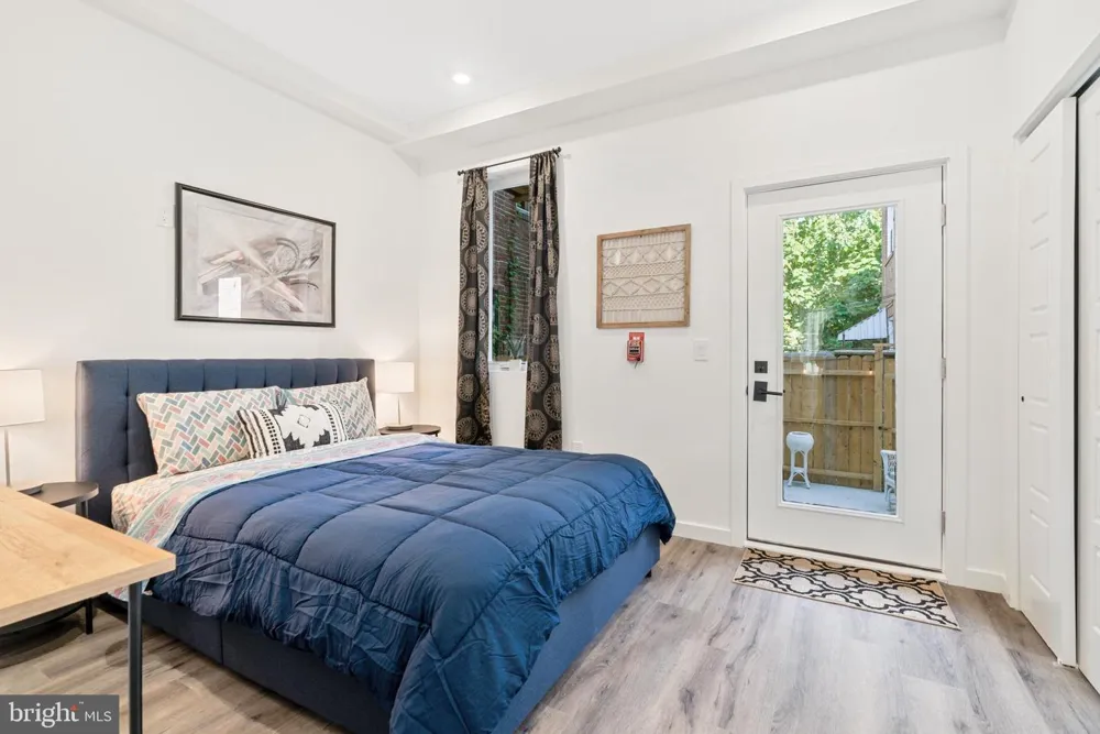 1735 S 23RD STREET Philadelphia, PA 19145