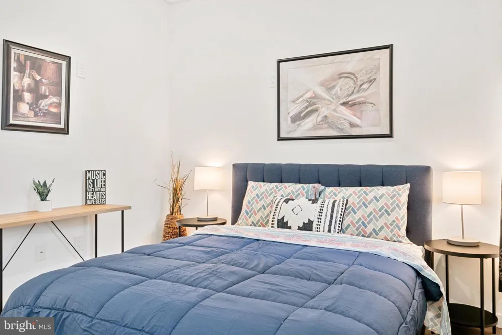 1735 S 23RD STREET Philadelphia, PA 19145