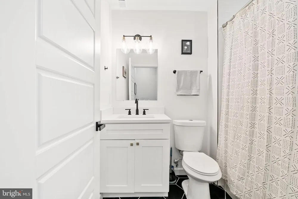 1735 S 23RD STREET Philadelphia, PA 19145