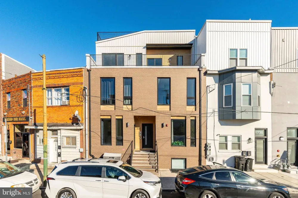 1735 S 23RD STREET Philadelphia, PA 19145