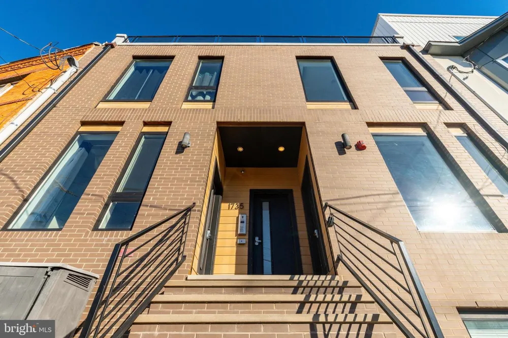 1735 S 23RD STREET Philadelphia, PA 19145