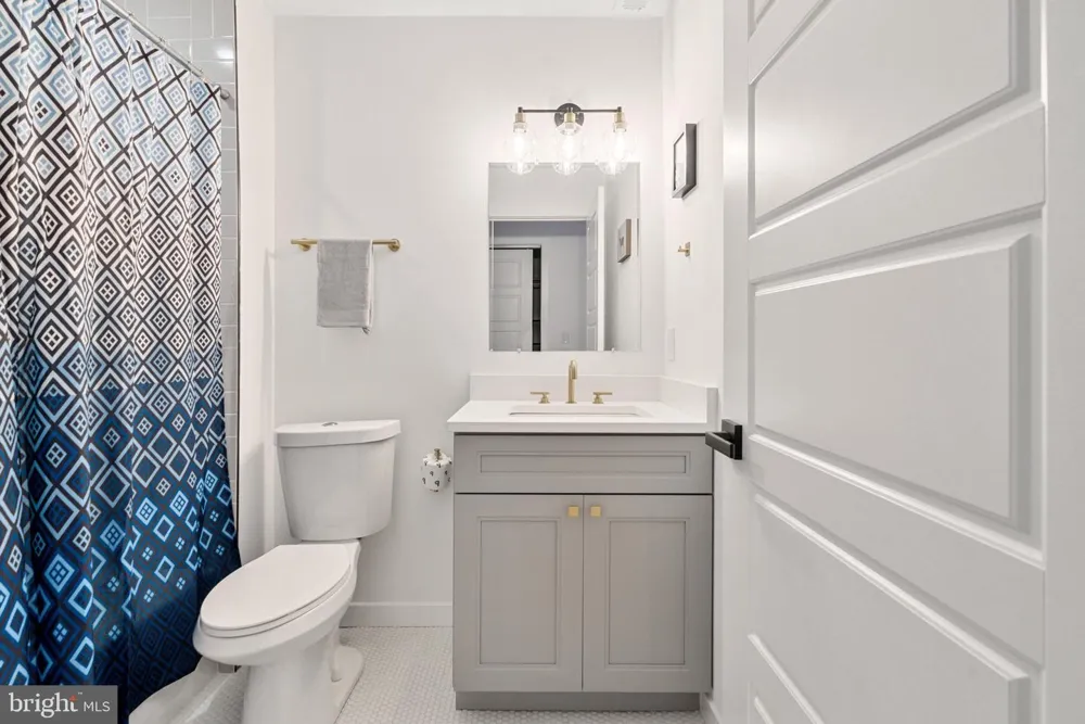 1735 S 23RD STREET Philadelphia, PA 19145