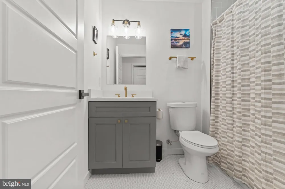 1735 S 23RD STREET Philadelphia, PA 19145