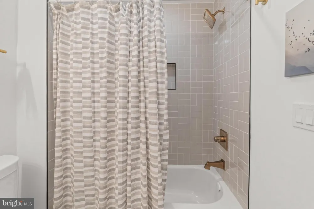 1735 S 23RD STREET Philadelphia, PA 19145