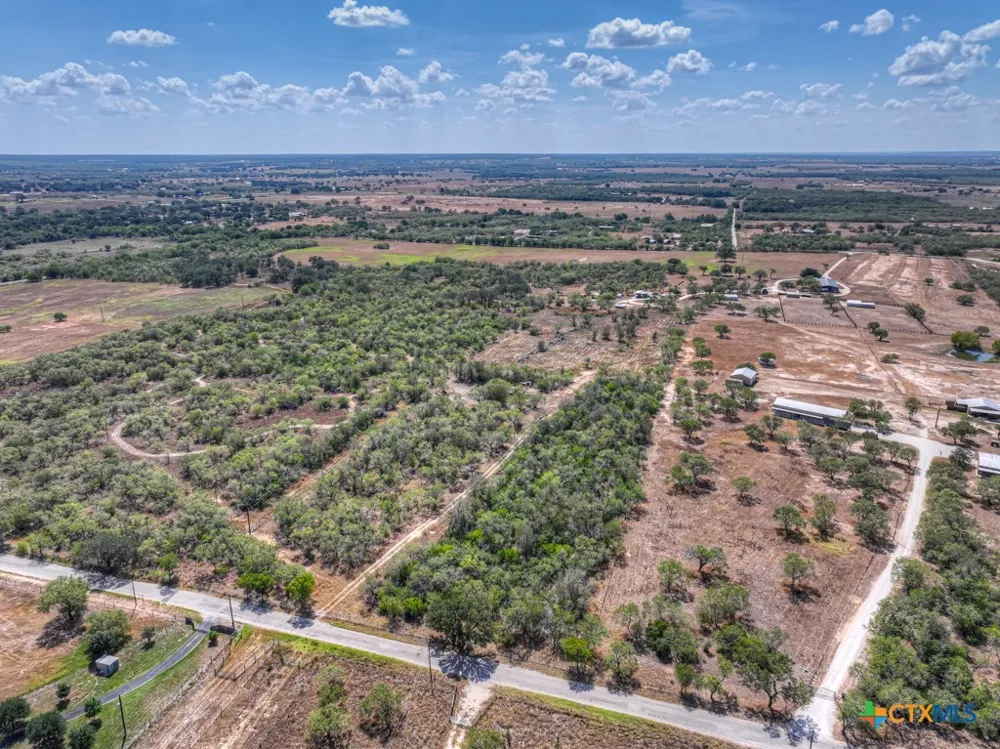 445 Single Oak Road Seguin, TX 78155