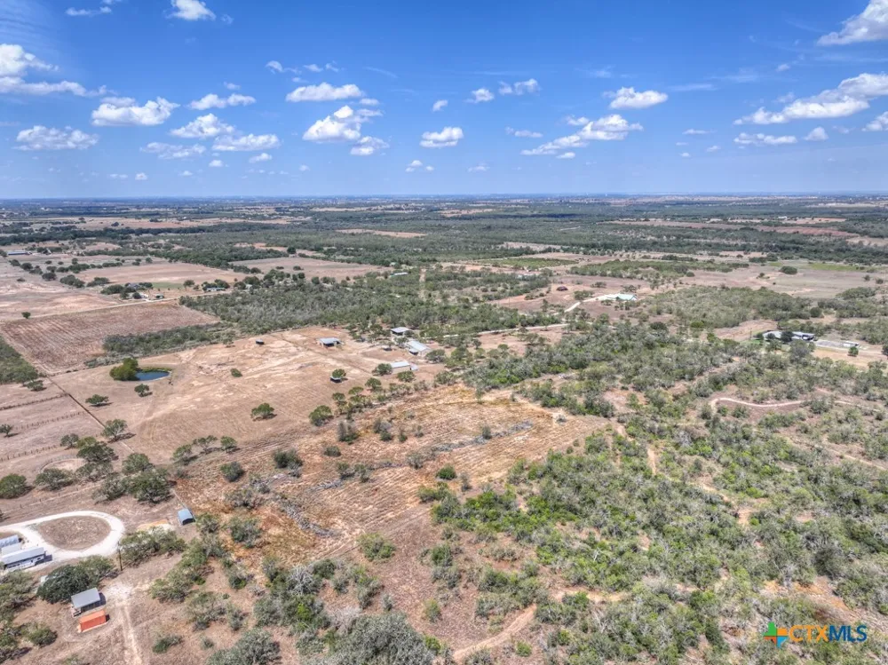 445 Single Oak Road Seguin, TX 78155