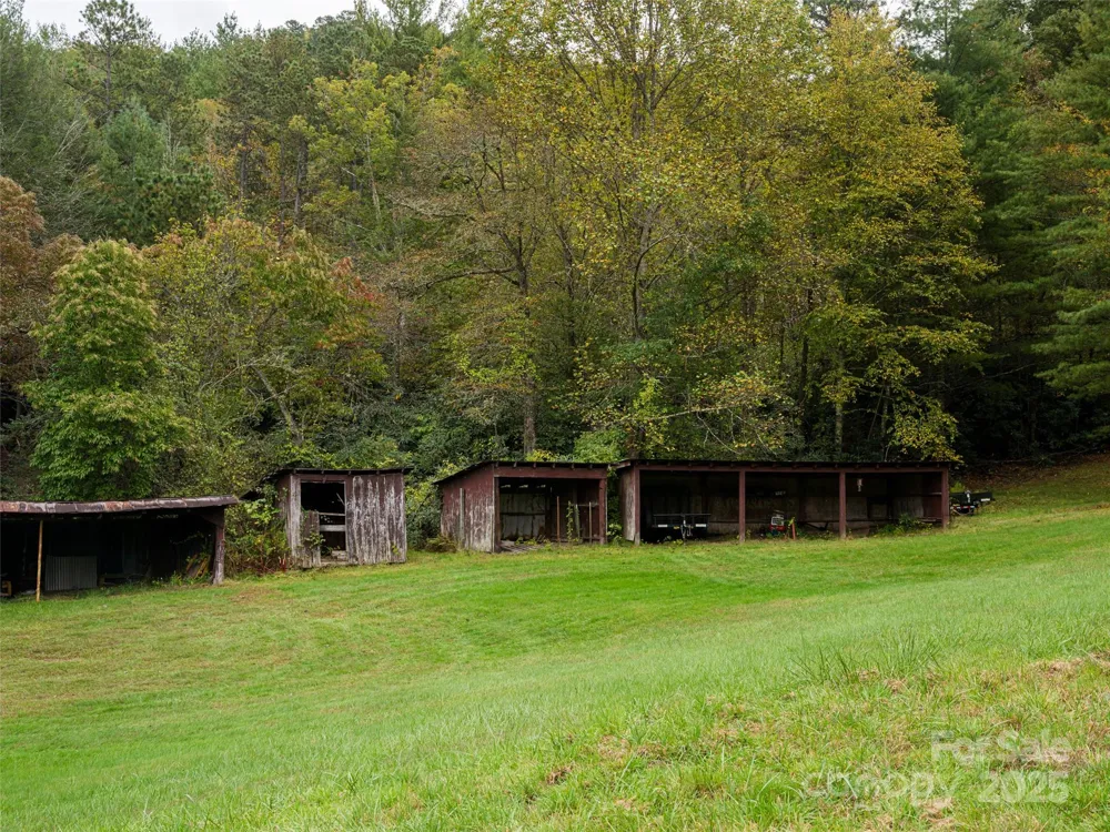 71 Happy Valley Drive Mills River, NC 28775