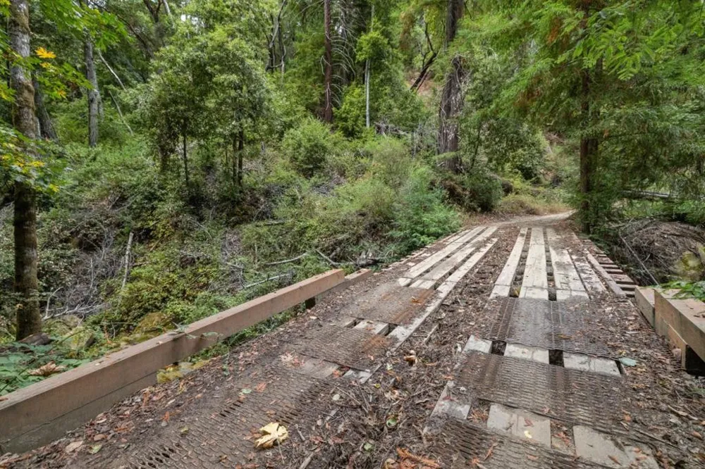 2 Bear Creek Boulder Creek, CA 95006