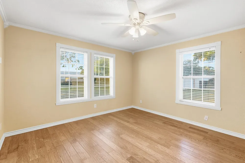 4609 Pioneer Road Balch Springs, TX 75180