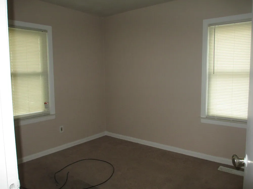 8291 Lozier Avenue Avenue Warren, MI 48089