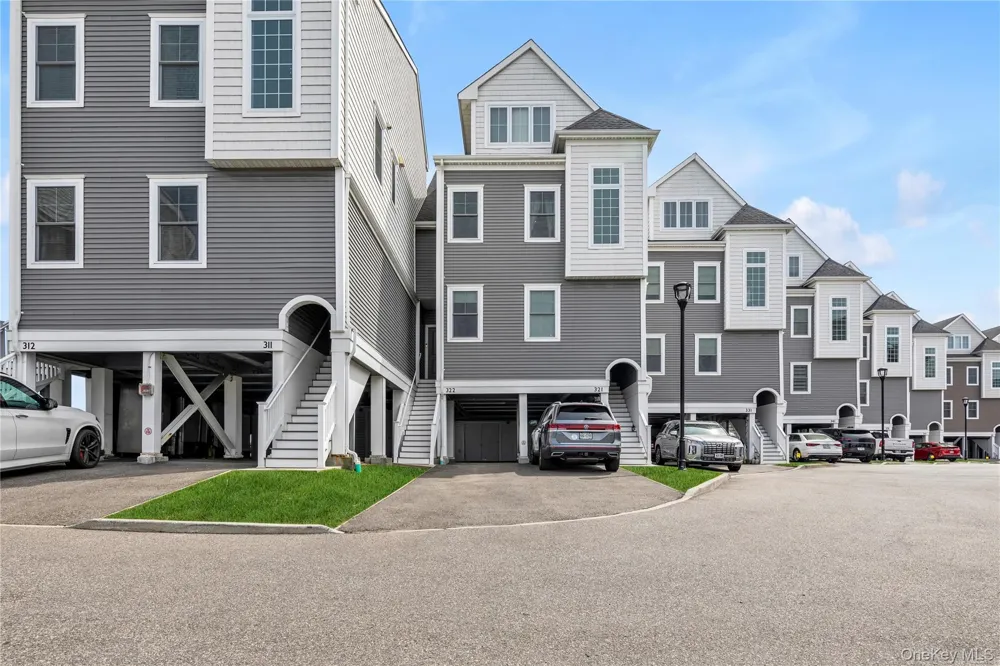322 Marina Point East Rockaway, NY 11518