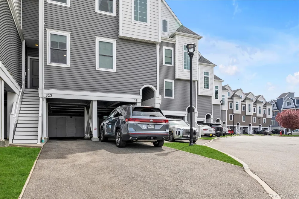 322 Marina Point East Rockaway, NY 11518
