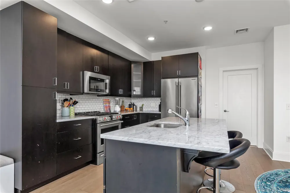 322 Marina Point East Rockaway, NY 11518