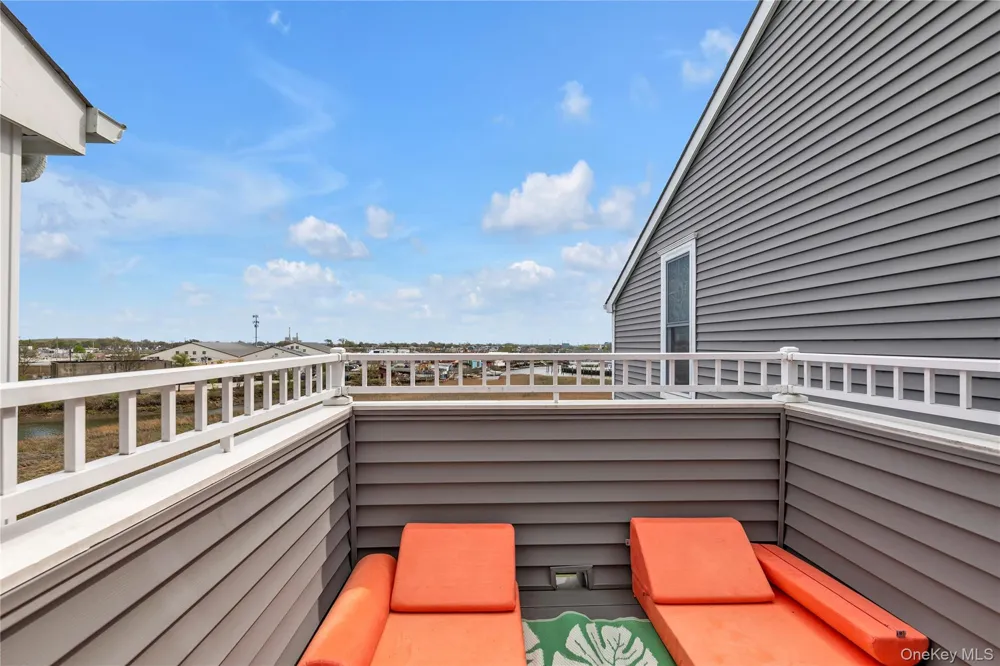 322 Marina Point East Rockaway, NY 11518