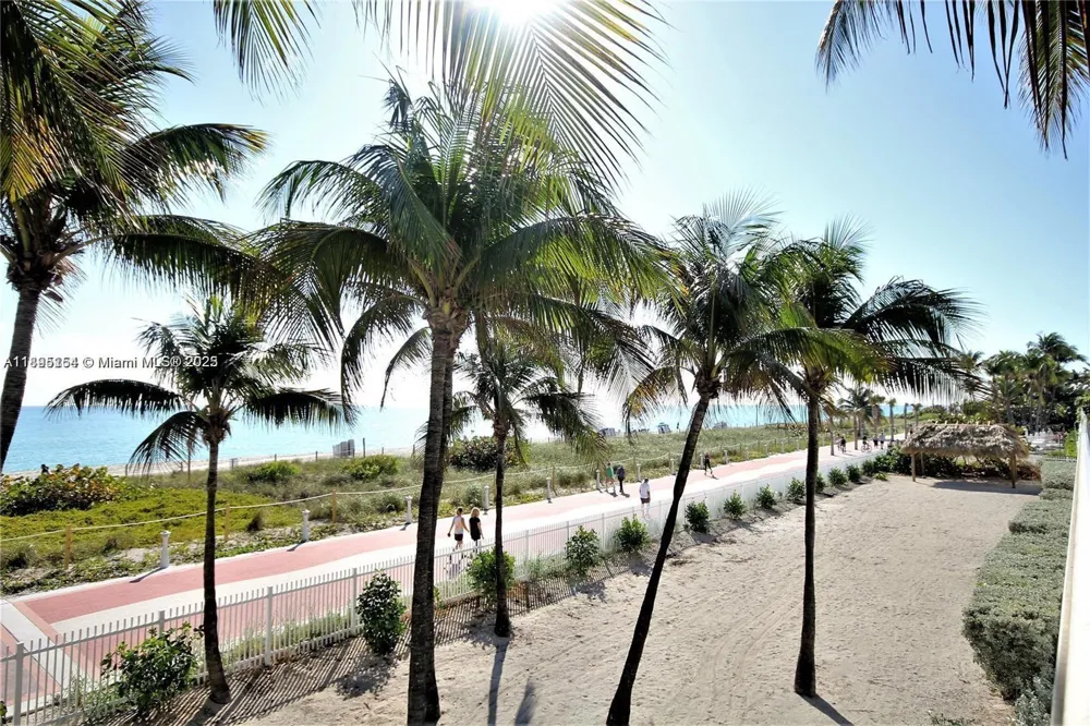 5161 Collins Ave #1211 Miami Beach, FL 33140