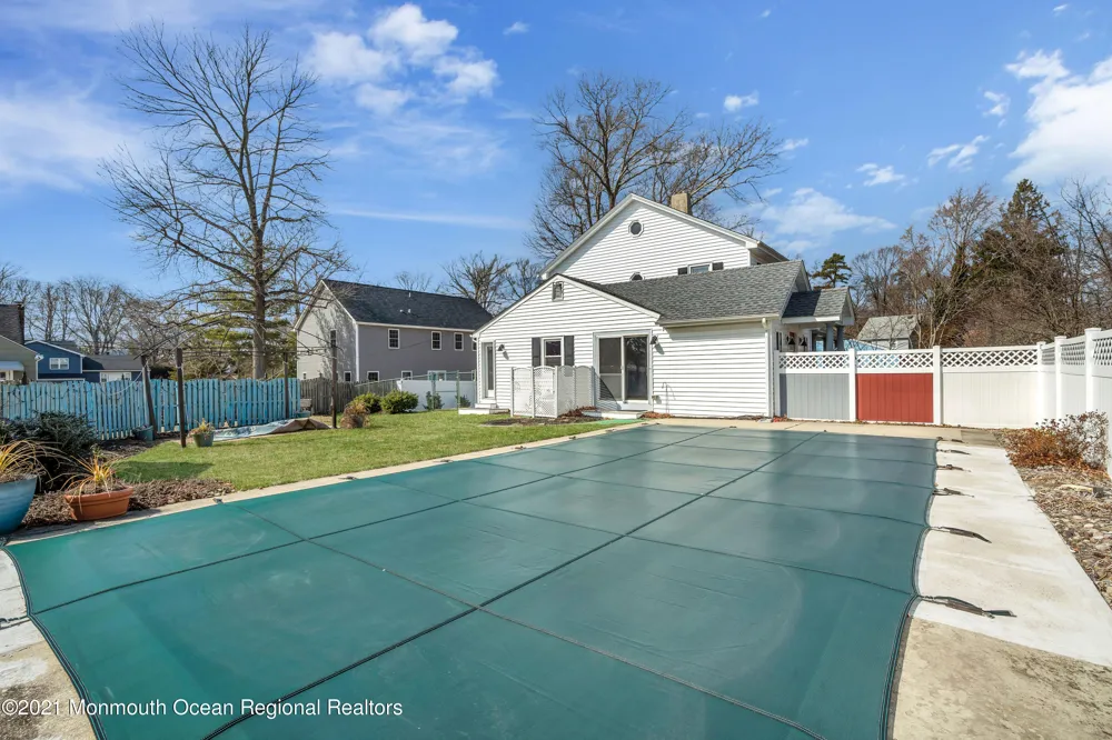 140 Idlewood Avenue Oakhurst, NJ 07755