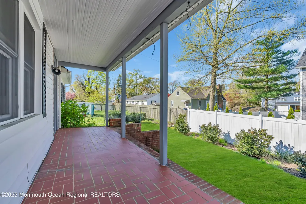 140 Idlewood Avenue Oakhurst, NJ 07755