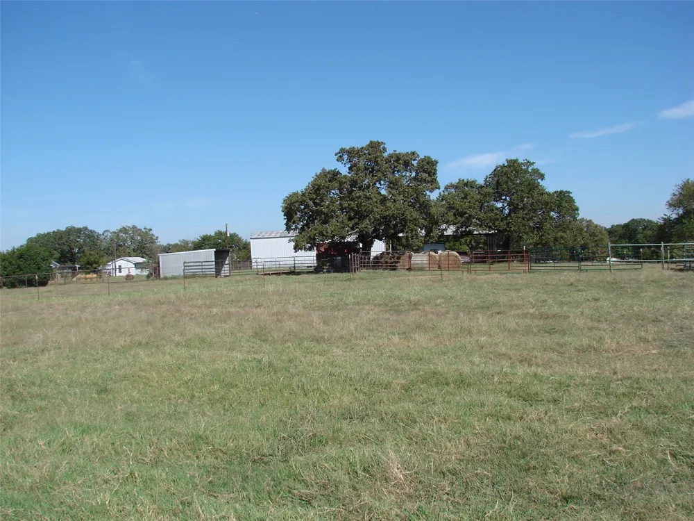 34 Denton Road Gordonville, TX 76245
