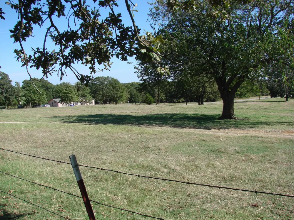 34 Denton Road Gordonville, TX 76245