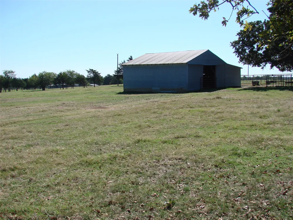 34 Denton Road Gordonville, TX 76245