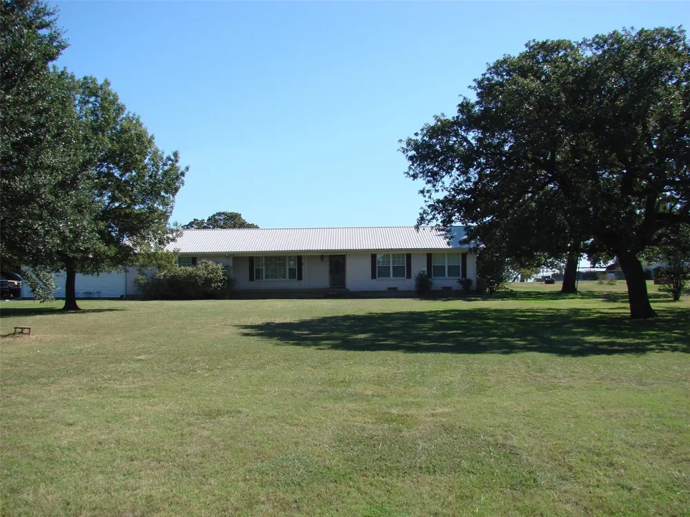 34 Denton Road Gordonville, TX 76245