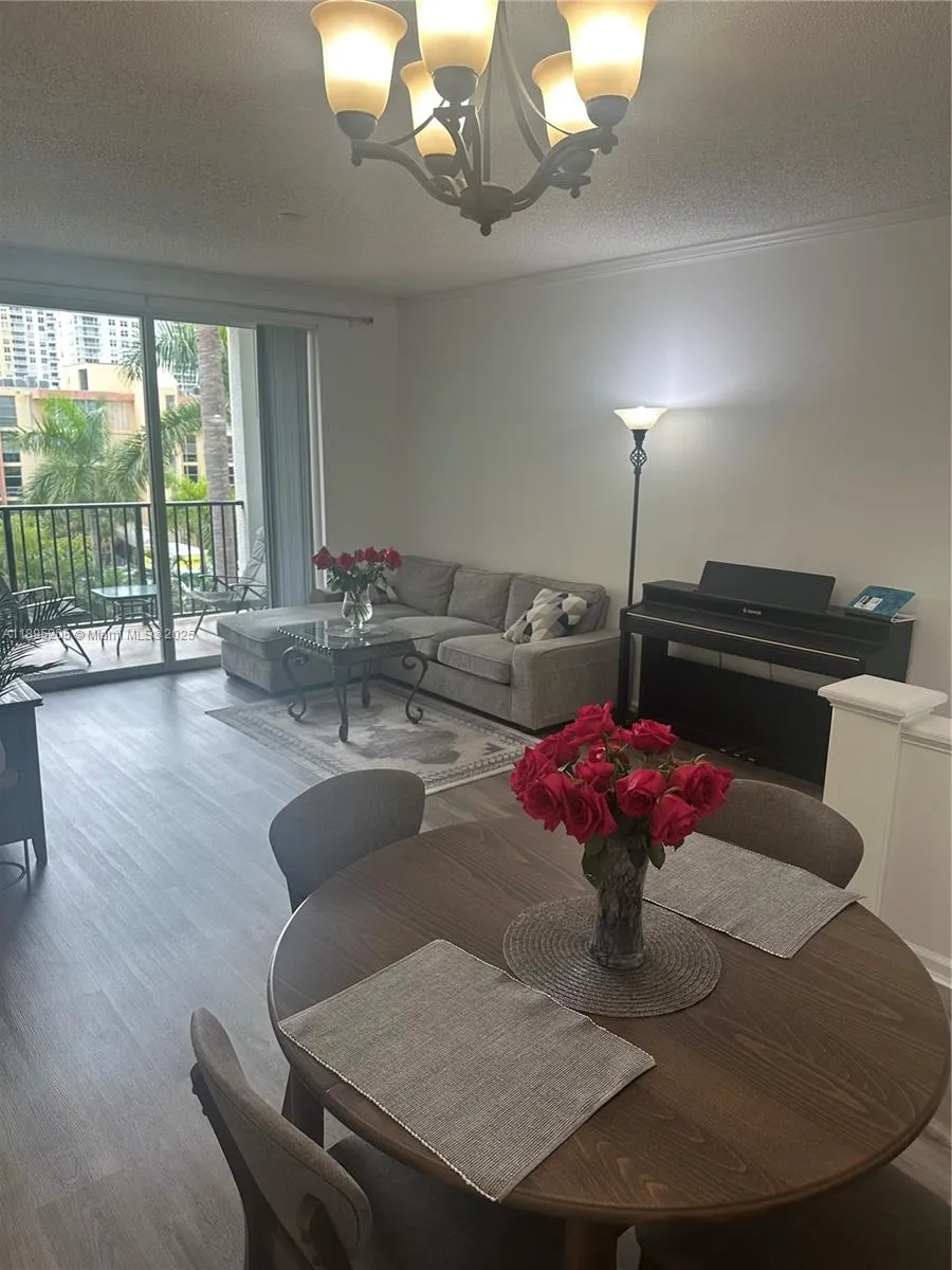17125 Bay Rd #3402 Sunny Isles Beach, FL 33160