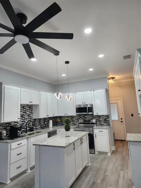 9440 Ferrara Dr.