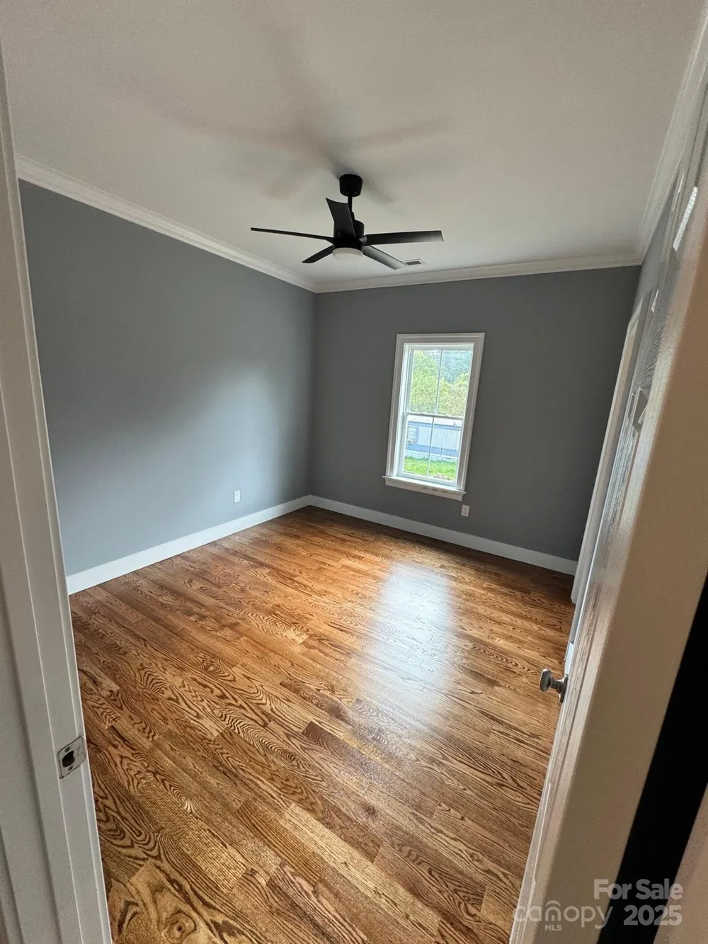 21 Marion Road Leicester, NC 28748