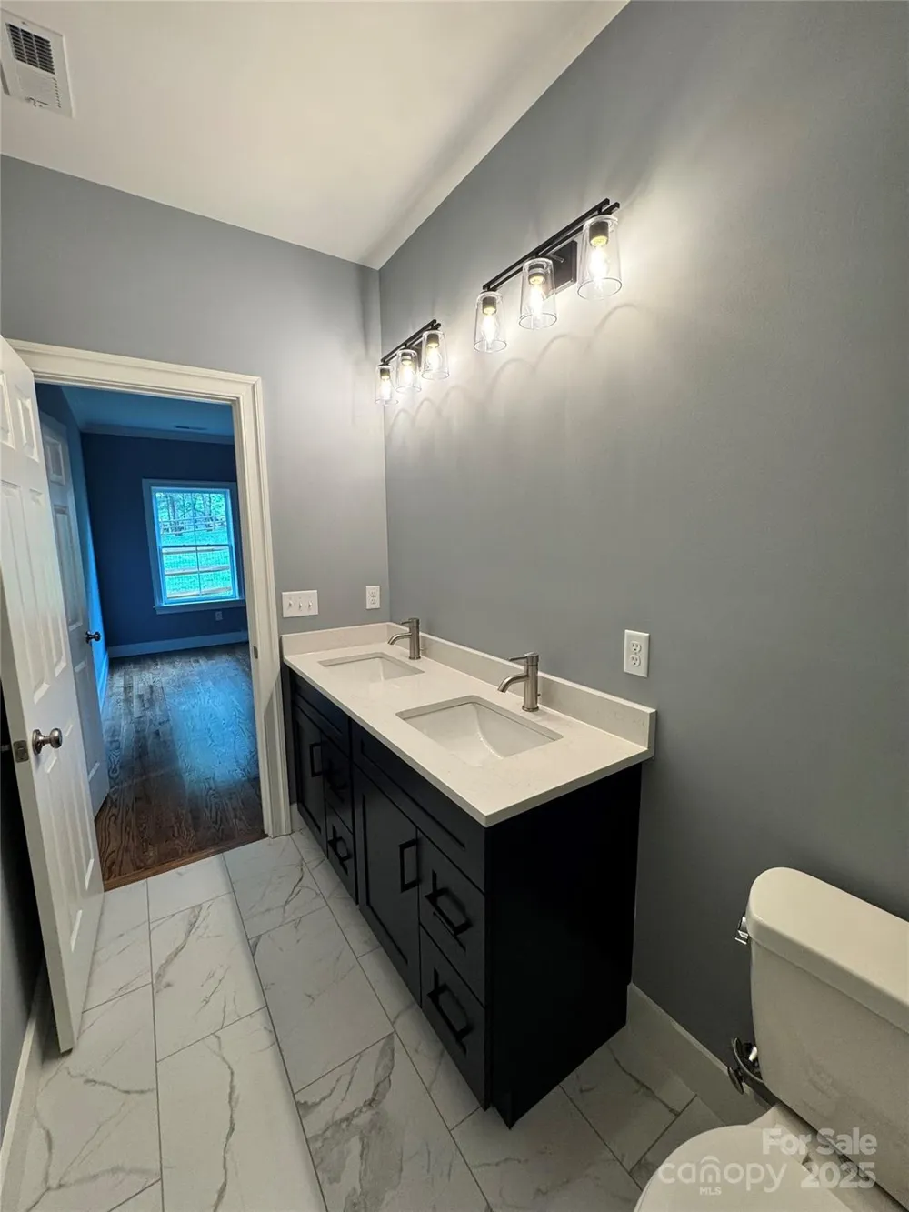 21 Marion Road Leicester, NC 28748